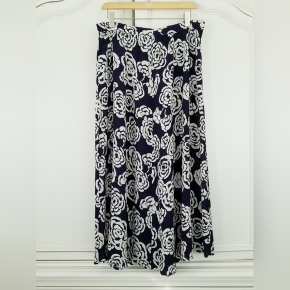 Talbots Dresses & Skirts - Vintage Talbots Blue Ivory Floral A Line Flowy Rayon Long Skirt Made In USA 16